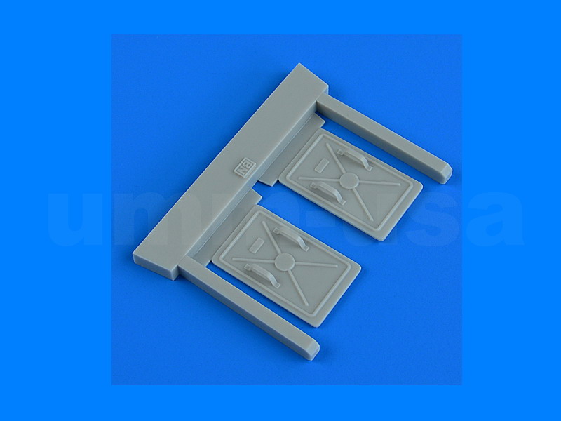 QB32231 MiG-23BN remove before flight covers 1/32